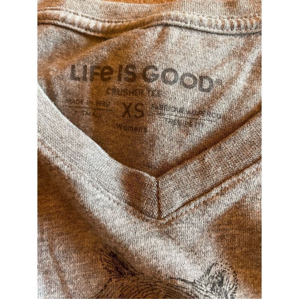 Life is Good T Shirt Women’s Size XS Bear Hug Graphic Long Sleeve Gray - Picture 4 of 5